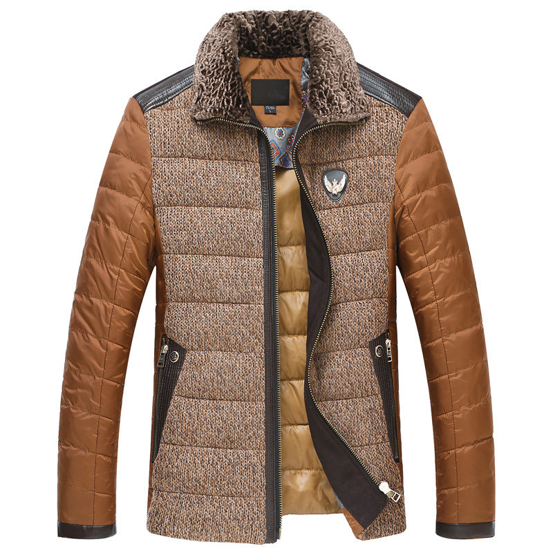 Herren Wattierte Kurzjacke mit Teddykragen und Wappenapplikation – Taviero