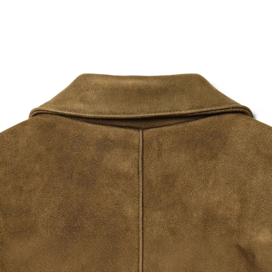 Damen kurzgeschnittene Veloursimitat-Übergangsjacke mit Hemdkragen und verdeckter Knopfleiste – Célinea