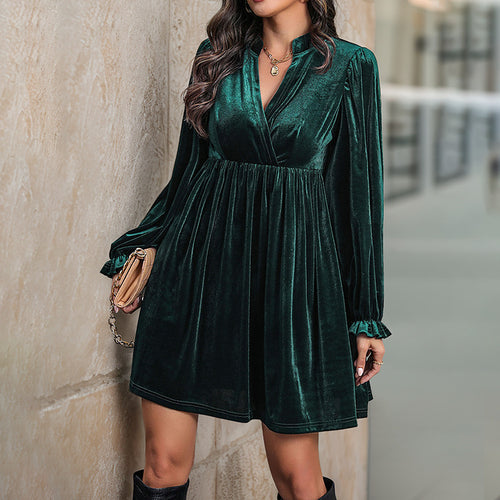 Damen Samt-Minikleid mit Wickeloberteil, Empire-Taille und Rüschenmanschetten – Élara