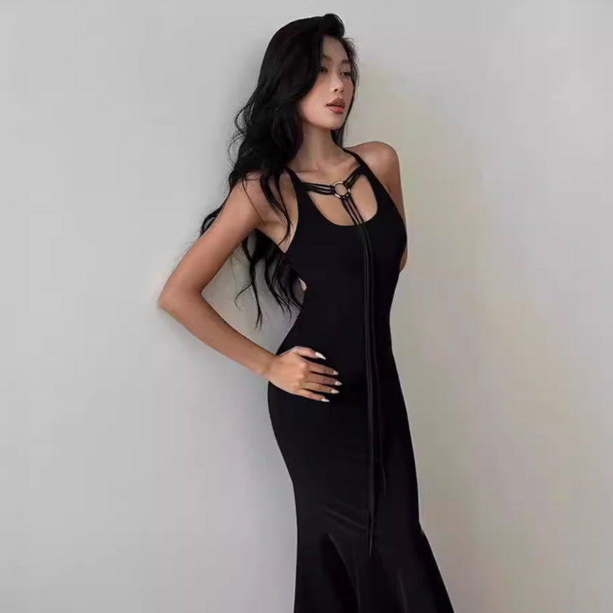 Damen elegantes Maxikleid mit verstellbaren Trägern und raffiniertem Ausschnitt Echo Archiv