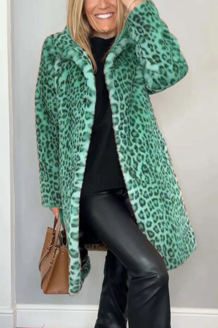 Echoarchiv | Mantel - Kunstpelz - Oversized Fit - Reverskragen - Leopardenprint