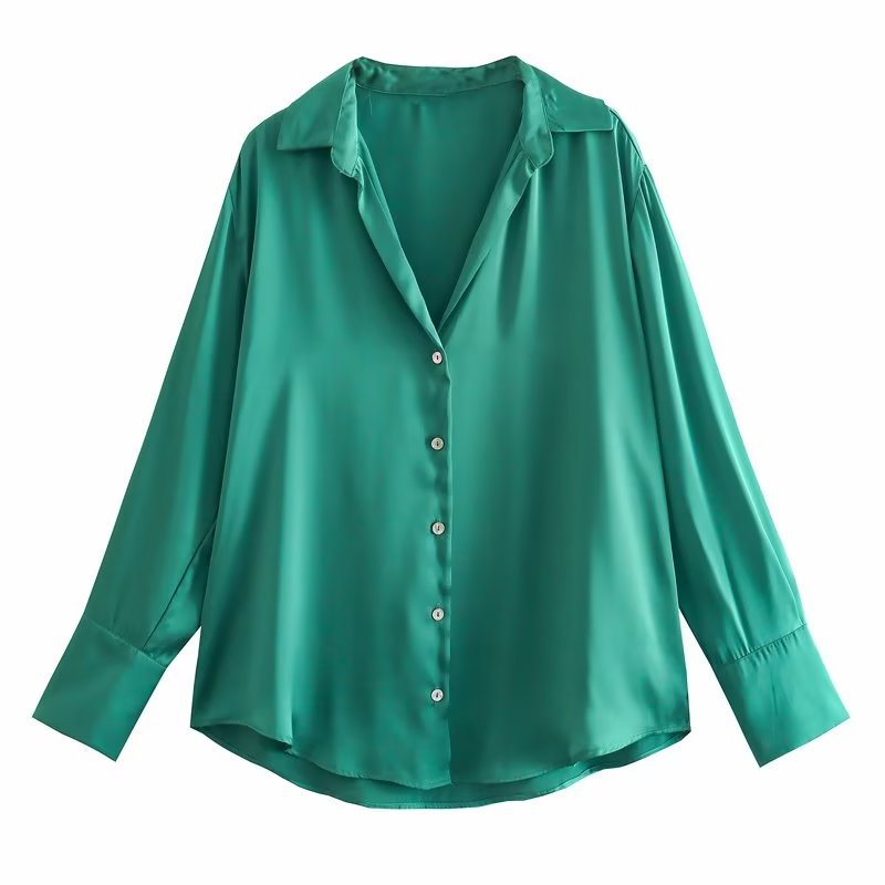 Damen Oversized Satinbluse mit Hemdkragen und breiten Manschetten Echo Archiv