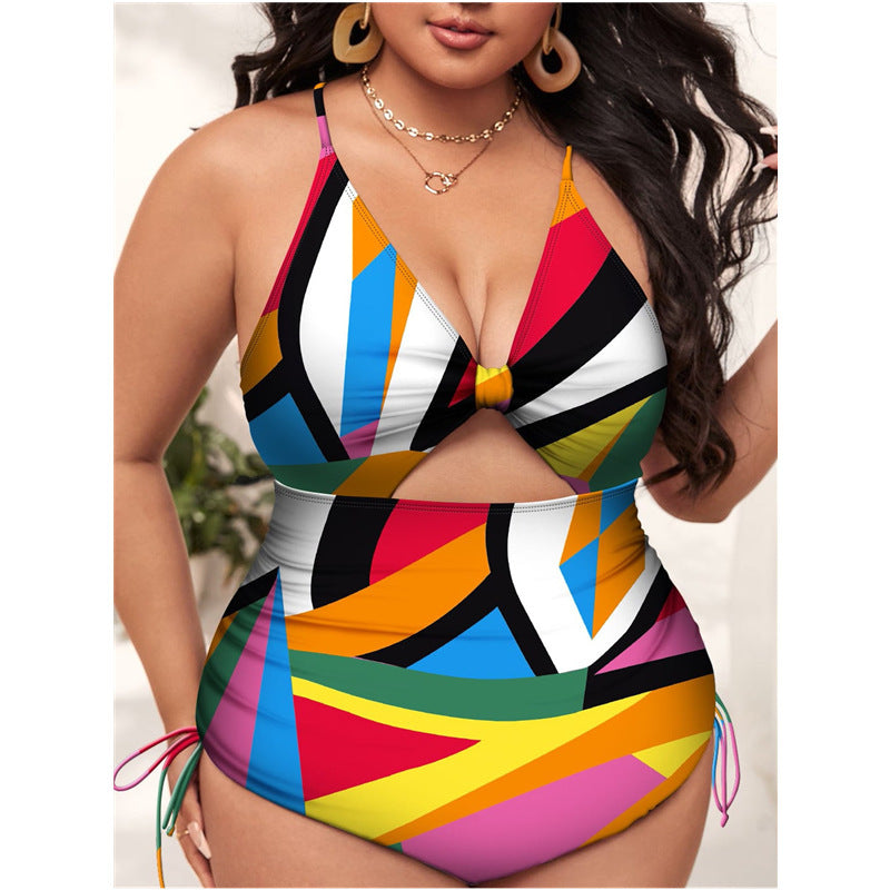 Damen Einteiler Badeanzug mit modischem Cut-Out und buntem geometrischem Design Echo Archiv