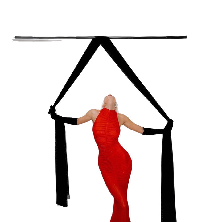 Damen Elegantes langes Abendkleid mit Raffung und schimmernden Akzenten Echo Archiv