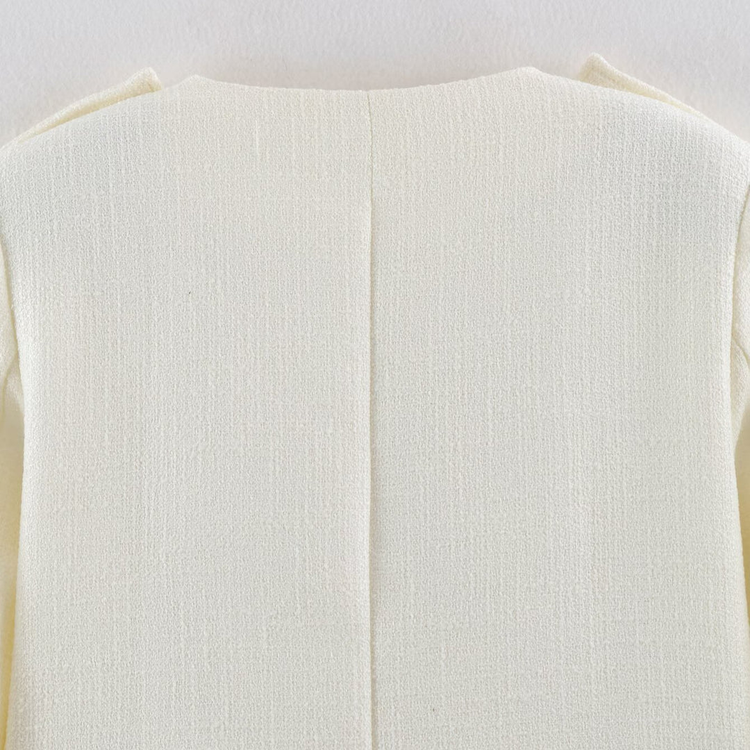 Damen Kurze Bouclé-Jacke im Militärstil mit Zierleisten und goldenen Knöpfen Echoarchiv