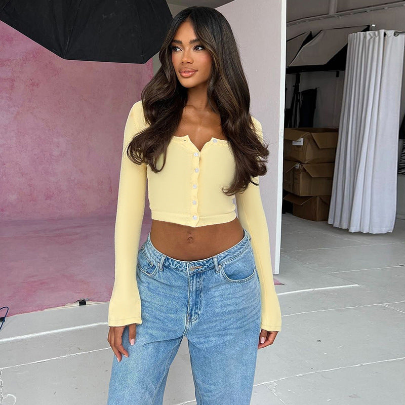 Damen Cropped Langarmshirt mit Knopfleiste und weitem Ausschnitt Echo Archiv