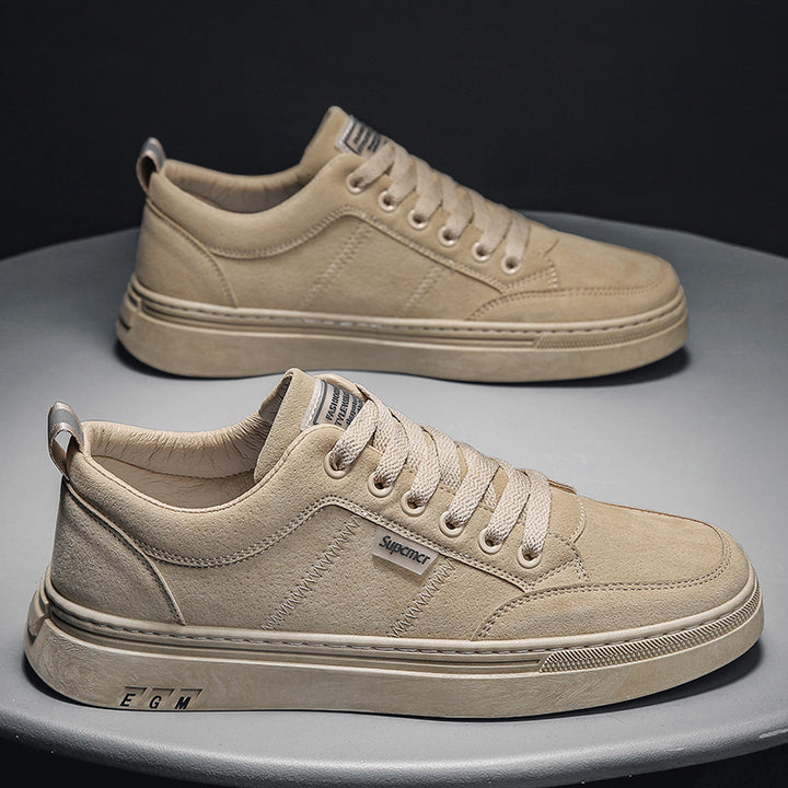 Herren Niedrige Velours‑Freizeit‑Sneaker mit gepolstertem Fersenkragen und dezenter Nahtstruktur – Norré