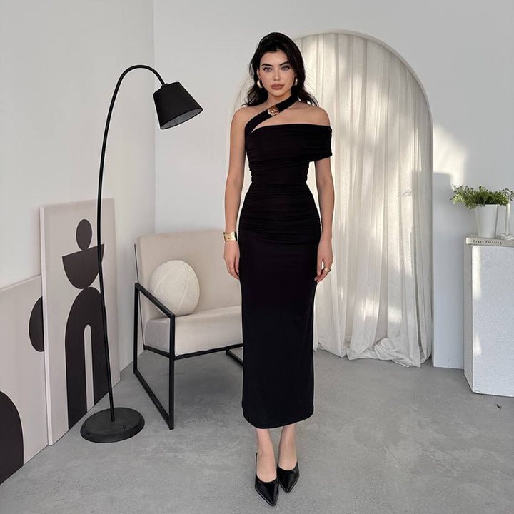 Damen Elegantes Rüschen-Maxikleid mit asymmetrischem Träger Echo Archiv