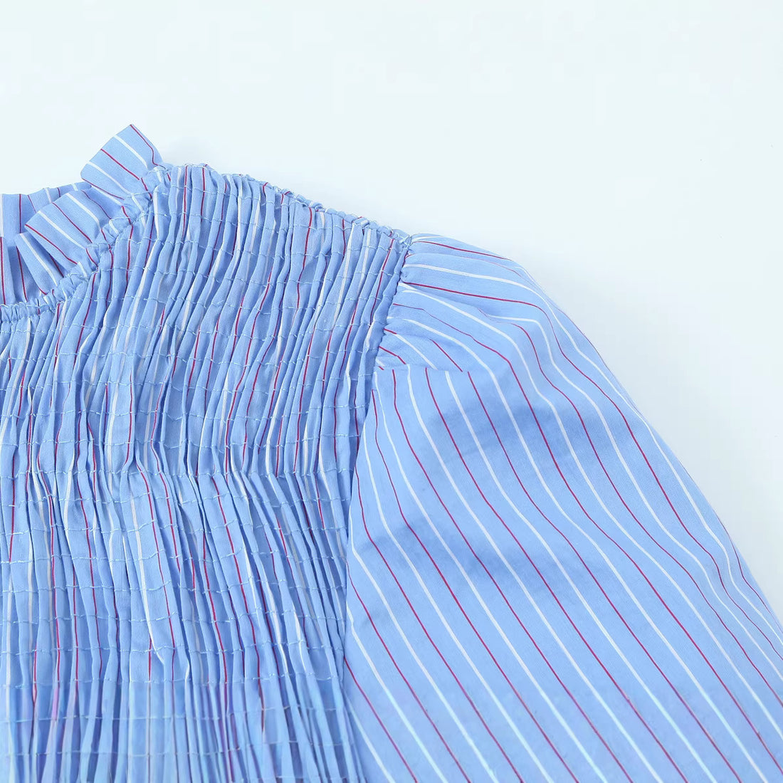 Damen Langärmlige Smockbluse mit Stehkragen und Volantsaum Echoarchiv