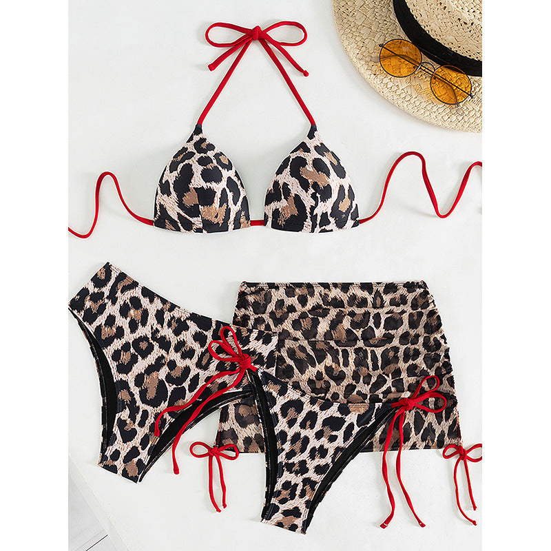 Damen Triangel-Bikini mit lässigem Wickelrock Echo Archiv