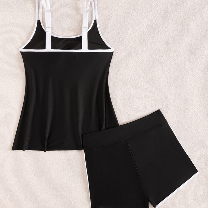 Damen Sport-Badeanzug-Set mit lässigem Oberteil und Shorts Echo Archiv