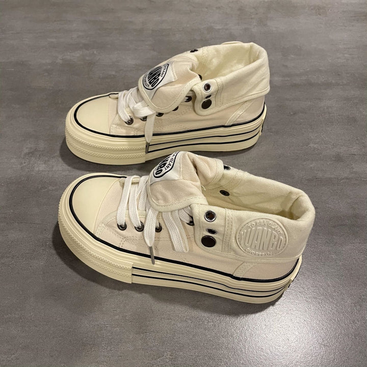 Damen Hochgeschnittene Canvas-Plateausneaker mit markanter Gummiplattform – Névara