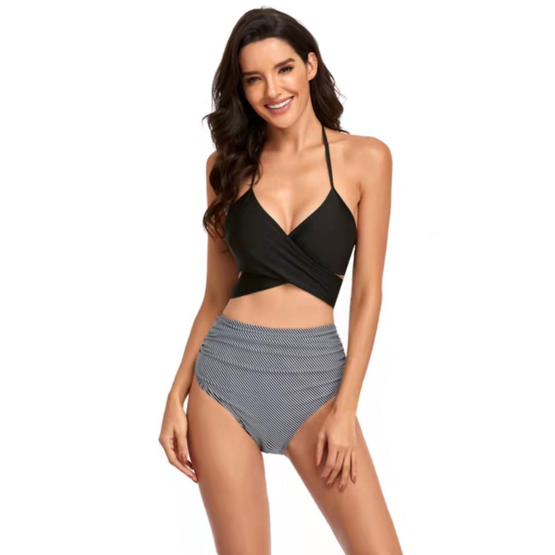 Damen Hochgeschnittener Bikini mit Wickeloberteil und floralen Mustern Echo Archiv