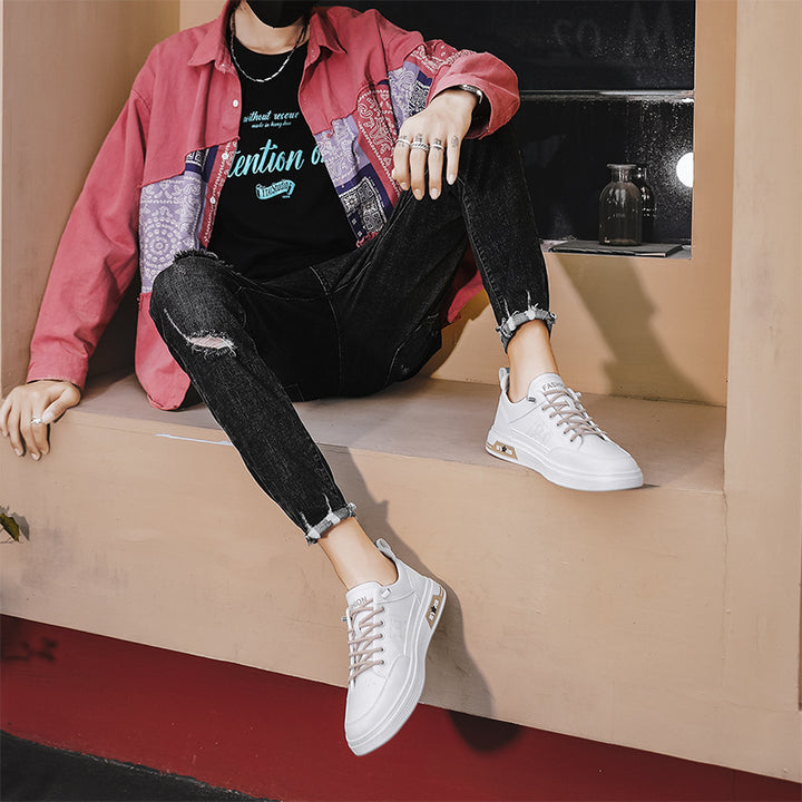 Herren minimalistische Kunstleder-Sneaker mit belüfteter Zehenperforation und gepolsterter Fersenschlaufe – Norré