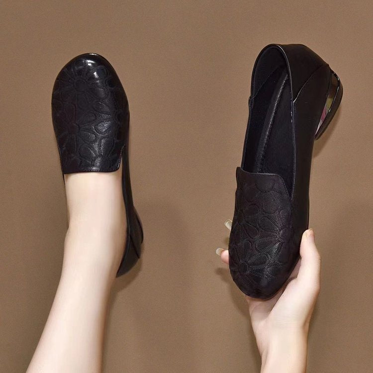 Damen nan elegante gepolsterte Lederloafer mit floral geprägter Oberfläche und mittelhohem Blockabsatz Echo Archiv