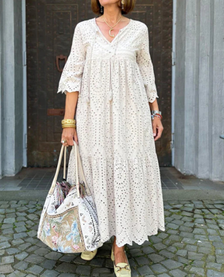 Damen nan fließendes Maxikleid mit Ajourstickerei, V-Ausschnitt, Unterbrustnaht und Volantrock Echo Archiv