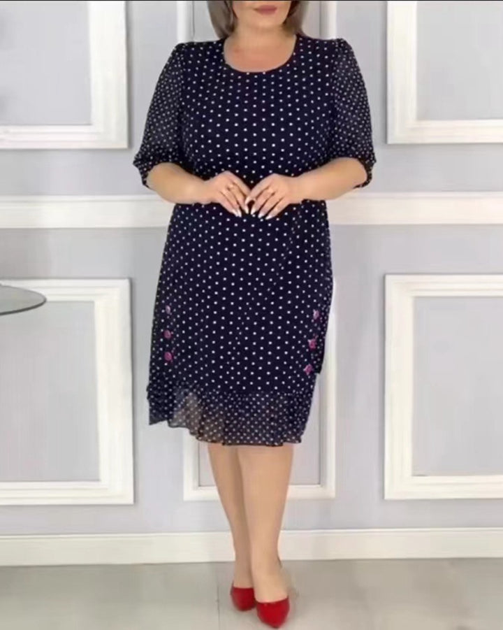 Damen nan Chiffon-Midikleid mit Pünktchenmuster, halblangen Puffärmeln, seitlicher Blumenstickerei und gerafftem Volantsaum Echo Archiv
