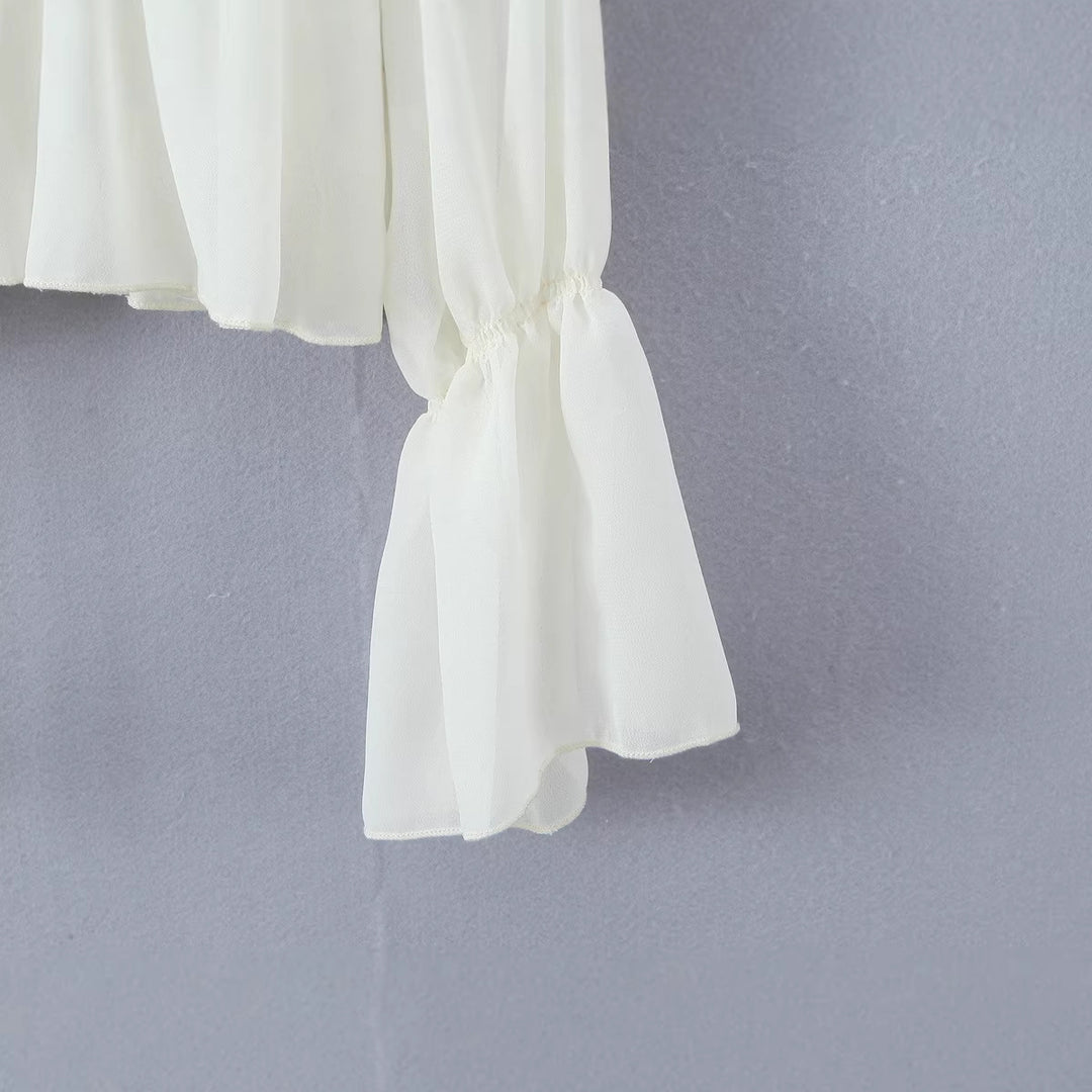 Damen Transparente Chiffonbluse mit Rüschenbindern, Stufenschnitt und Taillenraffung Echoarchiv