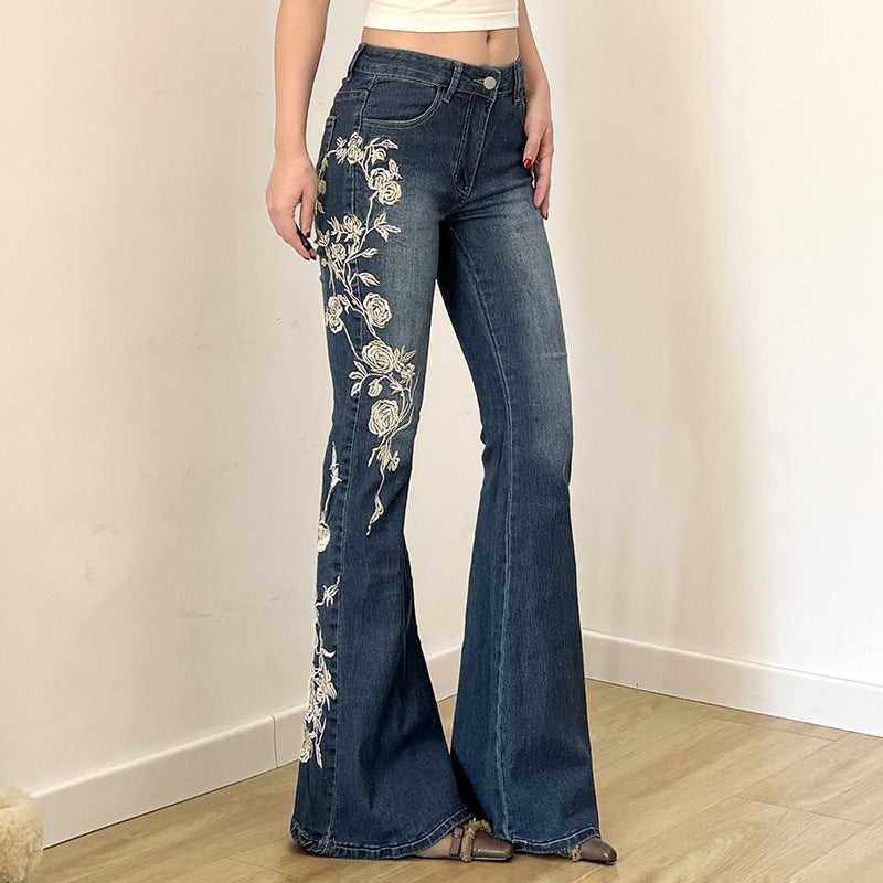 Damen Bestickte Schlagjeans mit hoher Taille und figurformender Passform Echo Archiv