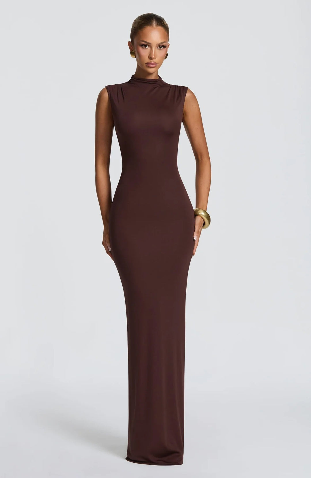 Damen Elegantes langes Kleid mit hohem Kragen und figurbetonter Silhouette Echo Archiv