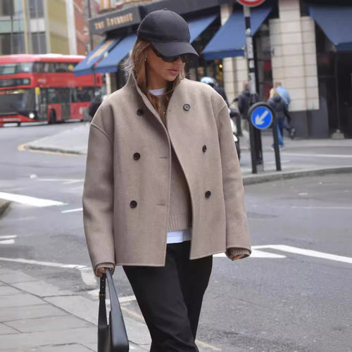 Damen modische Kurzjacke mit strukturiertem Gewebe und abgerundetem Saum Echoarchiv