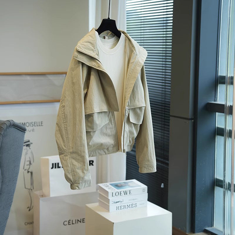 Damen Modische Übergangsjacke mit hohem Kragen und praktischen Taschen Echoarchiv
