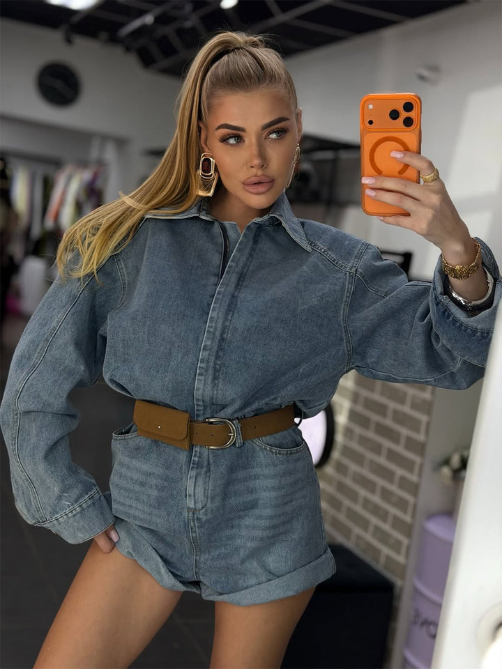 Damen Denim-Shorts-Overall mit kastigem Hemdoberteil und Taillengürtel Echoarchiv