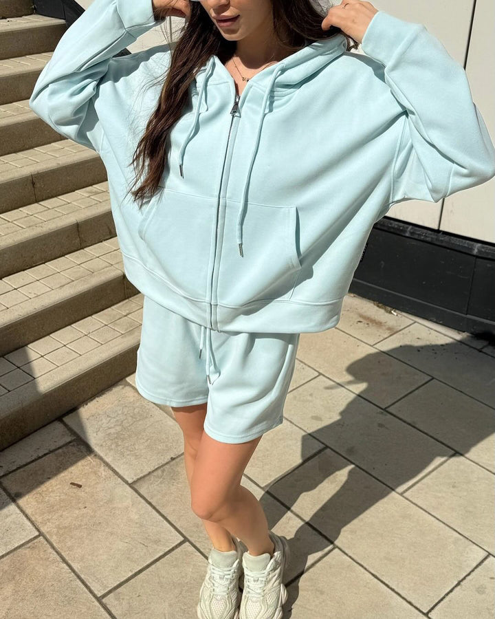 Damen nan kurzes Kapuzen-Sweatshirt mit Reißverschluss und elastischer Highwaist-Relax-Shorts Set Echo Archiv