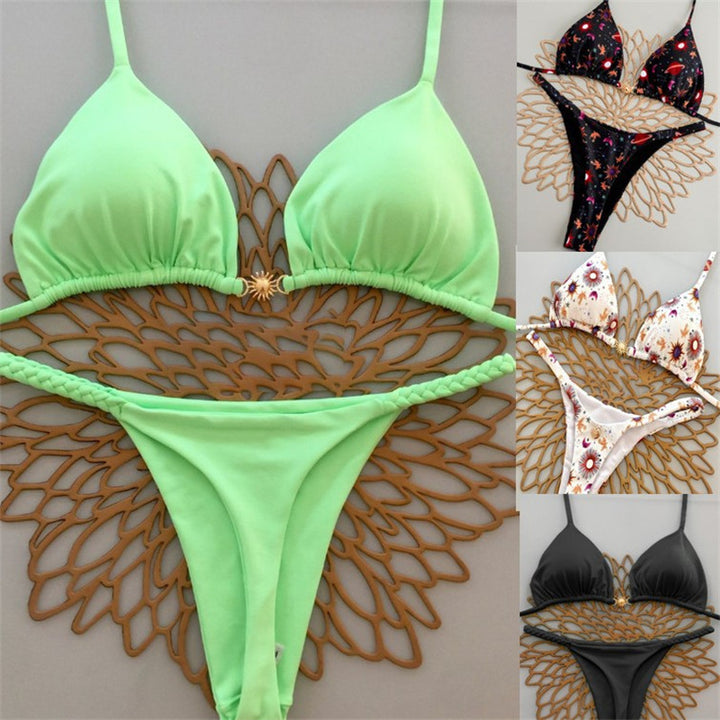 Damen Triangel-Bikini mit floralem Muster und eleganter Goldschließe Echo Archiv