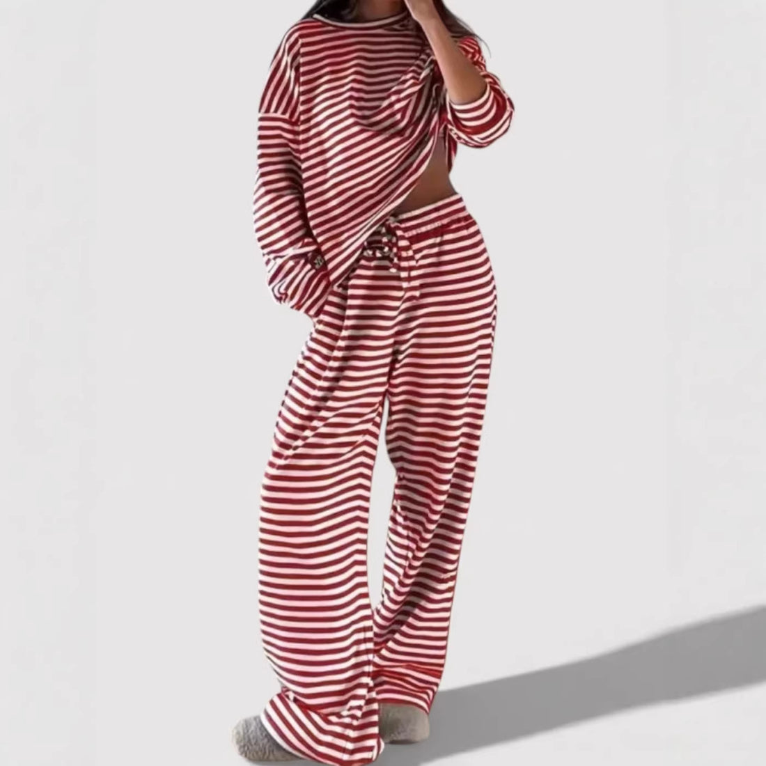 Damen Bequemes gestreiftes Lounge-Set – Élanora