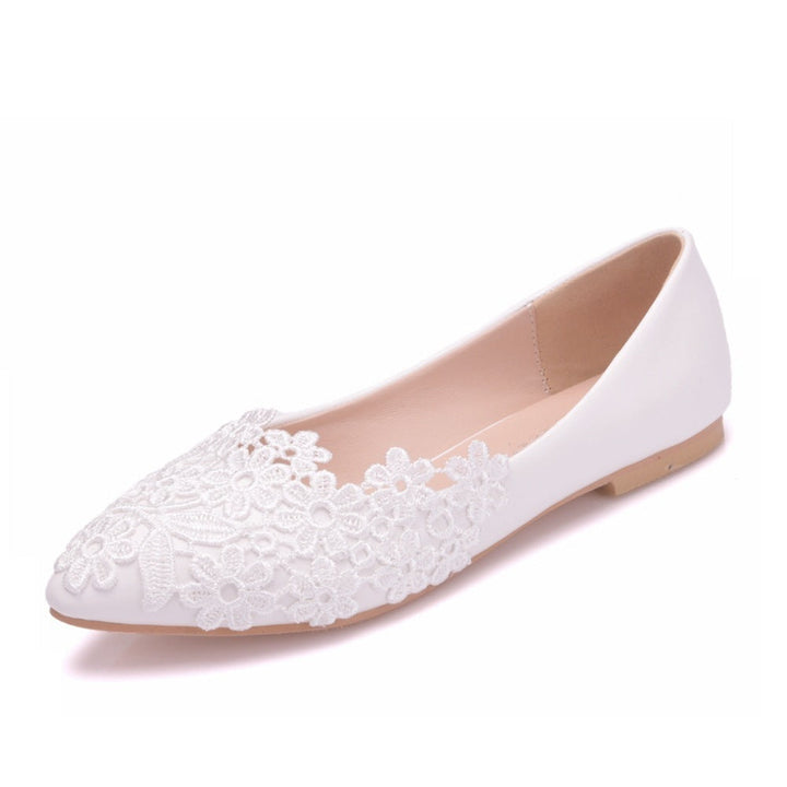 Damen Elegante Ballerinas mit filigraner Blumenstickerei Echoarchiv