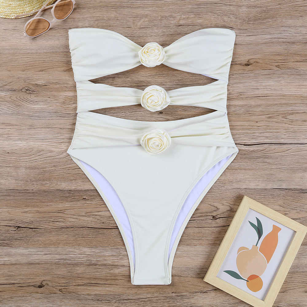 Damen Einteiliger Badeanzug mit floralem Design und innovativem Cut-Outs Echo Archiv