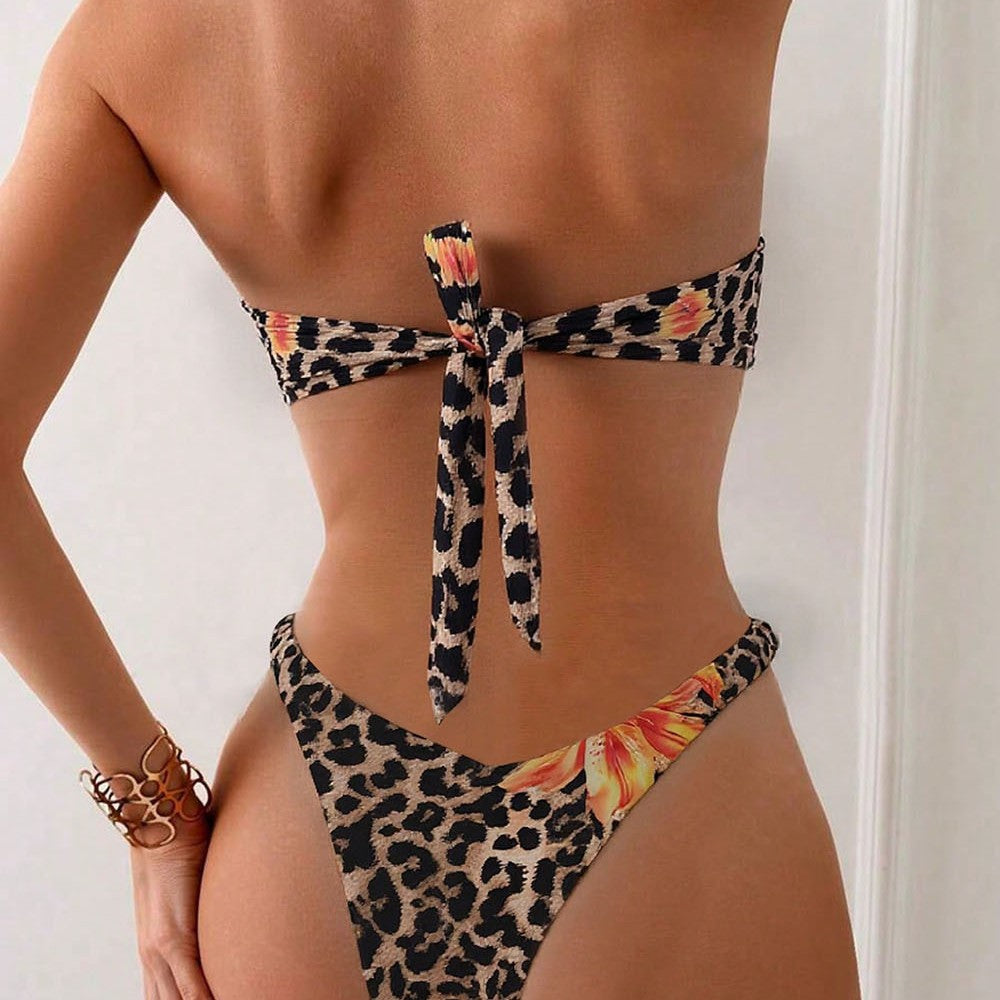 Damen Bandeau-Bikini mit dekorativem Ring-Detail Echo Archiv