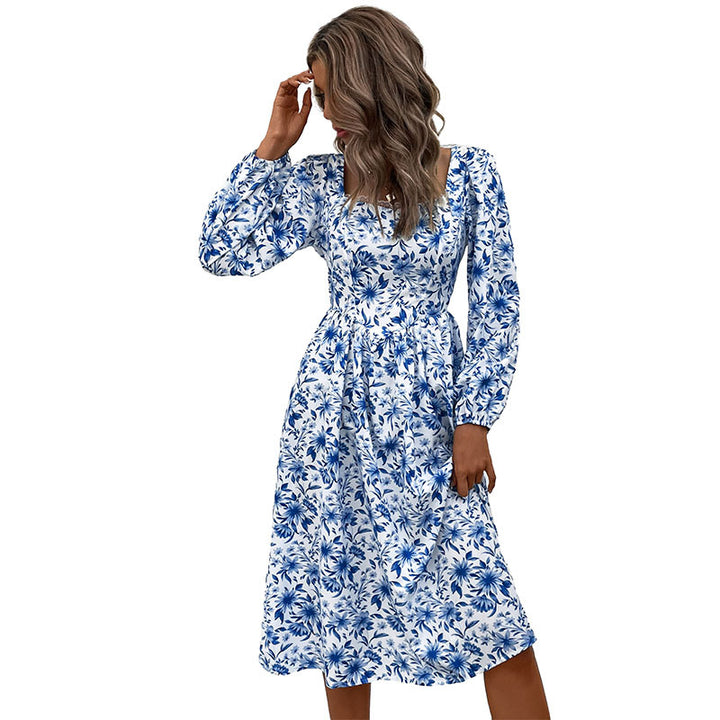Damen Blumiges Midi-Kleid mit schulterfreien Ärmeln Echo Archiv
