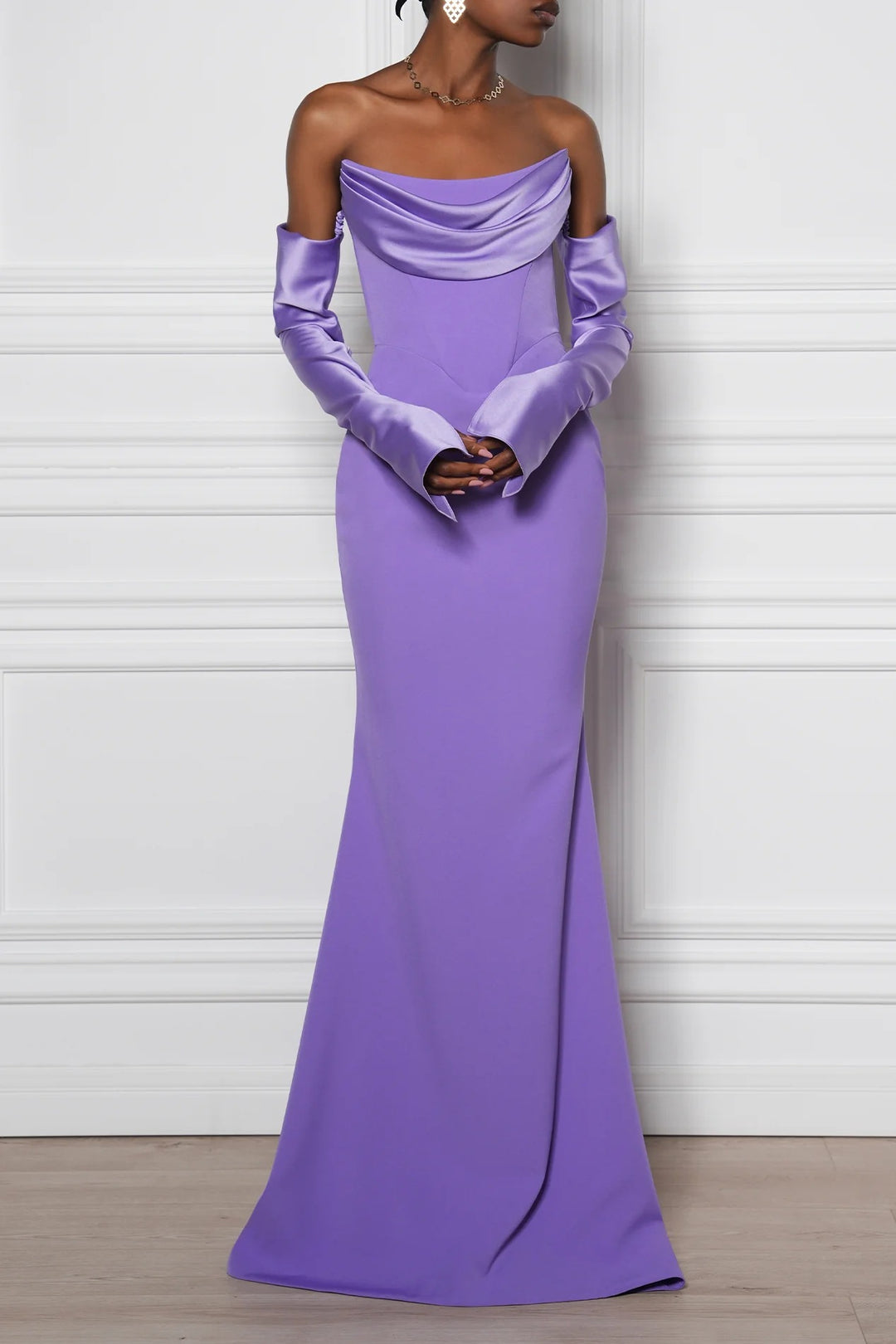 Damen Elegantes Meerjungfrau-Kleid mit schulterfreiem Design und langen Ärmeln Echo Archiv