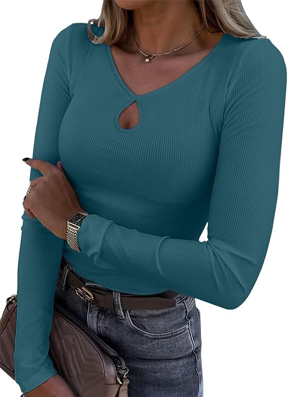 Damen Tailliertes geripptes Langarmshirt mit V-Ausschnitt und Tropfen-Cut-Out Echo Archiv