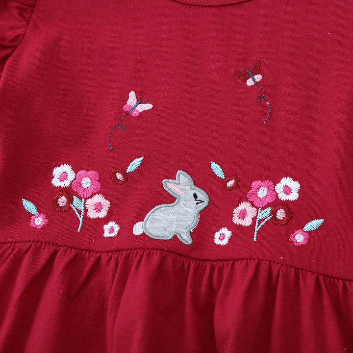 Mädchen Freizeitkleid mit niedlichem Hasen- und Blumenmotiv Echo Archiv