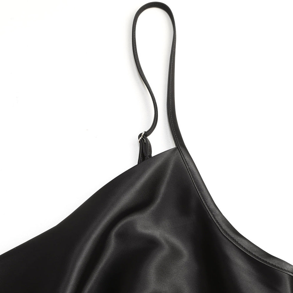 Damen elegantes Satin-Kleid mit verstellbaren Trägern und Taillenband Echo Archiv