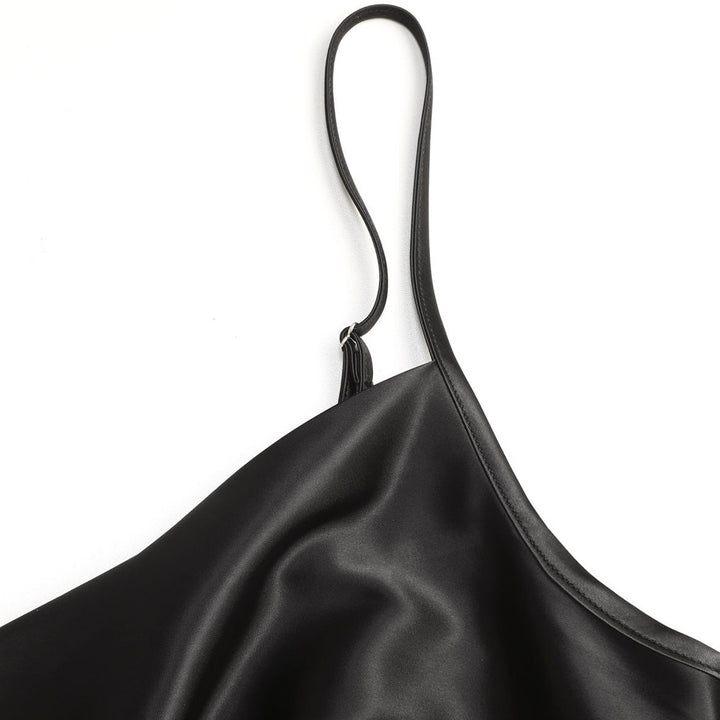 Damen elegantes Satin-Kleid mit verstellbaren Trägern und Taillenband Echo Archiv