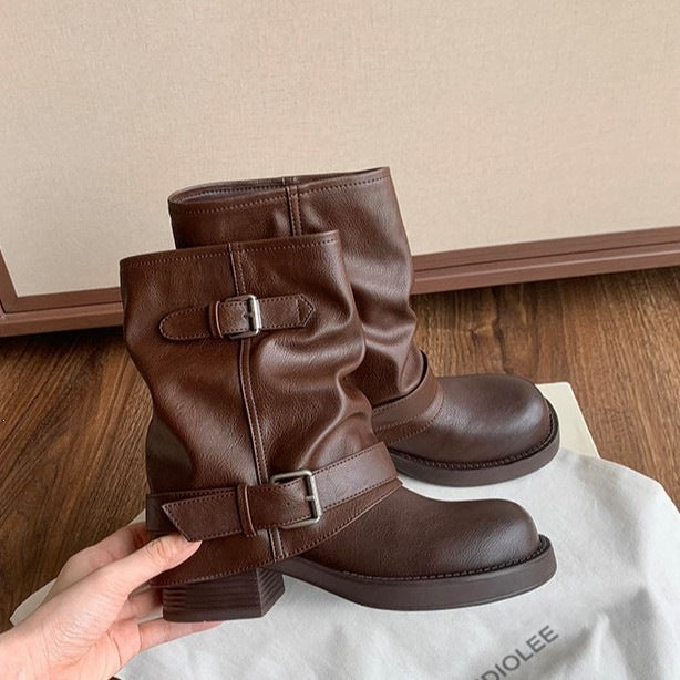 Damen Wadenhohe Bikerstiefel aus Glattleder mit Doppelschnallen und gerafftem Schaft Echo Archiv