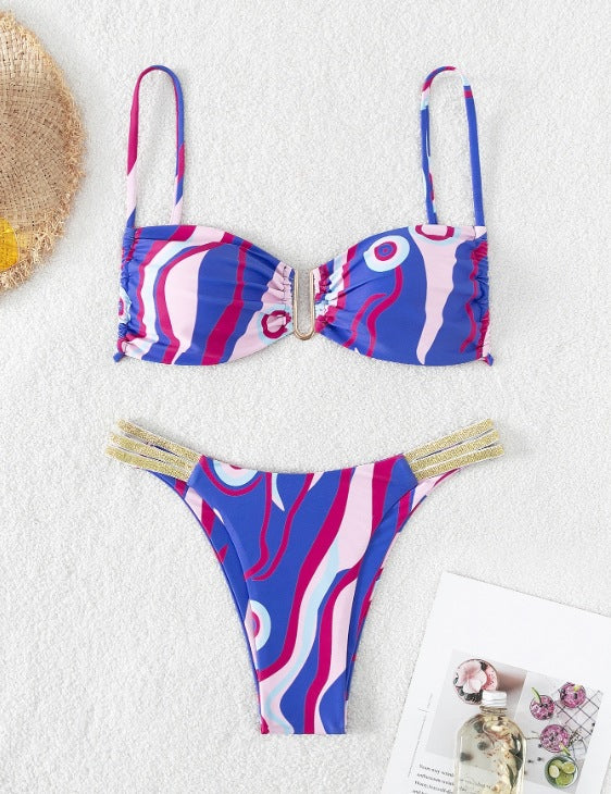 Damen Push-Up Bikini-Set mit verstellbaren Trägern und glänzenden Akzenten Echo Archiv