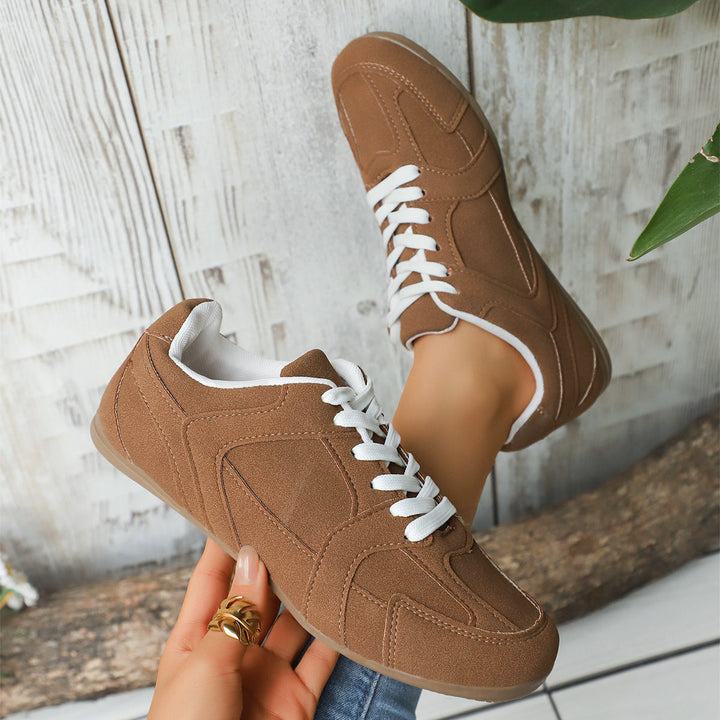 Damen Sportliche Sneakers mit atmungsaktiver Oberflächenstruktur Echo Archiv