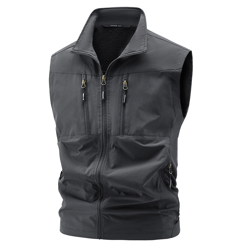 Herren nan multifunktionale technische Outdoor-Weste mit hohem Stehkragen, vier verdeckten Reißverschlusstaschen und atmungsaktivem Meshfutter Echo Archiv