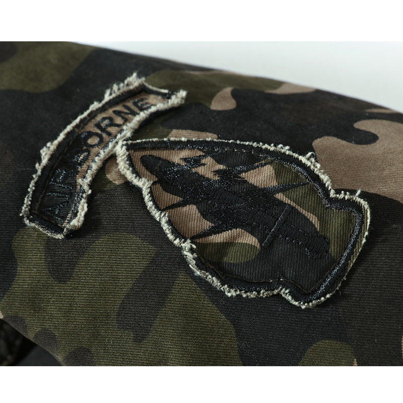 Herren Fieldjacke im Tarnmuster mit Teddyfleece‑Innenfutter, Mehrfachtaschen und Schulterklappen – Taviero