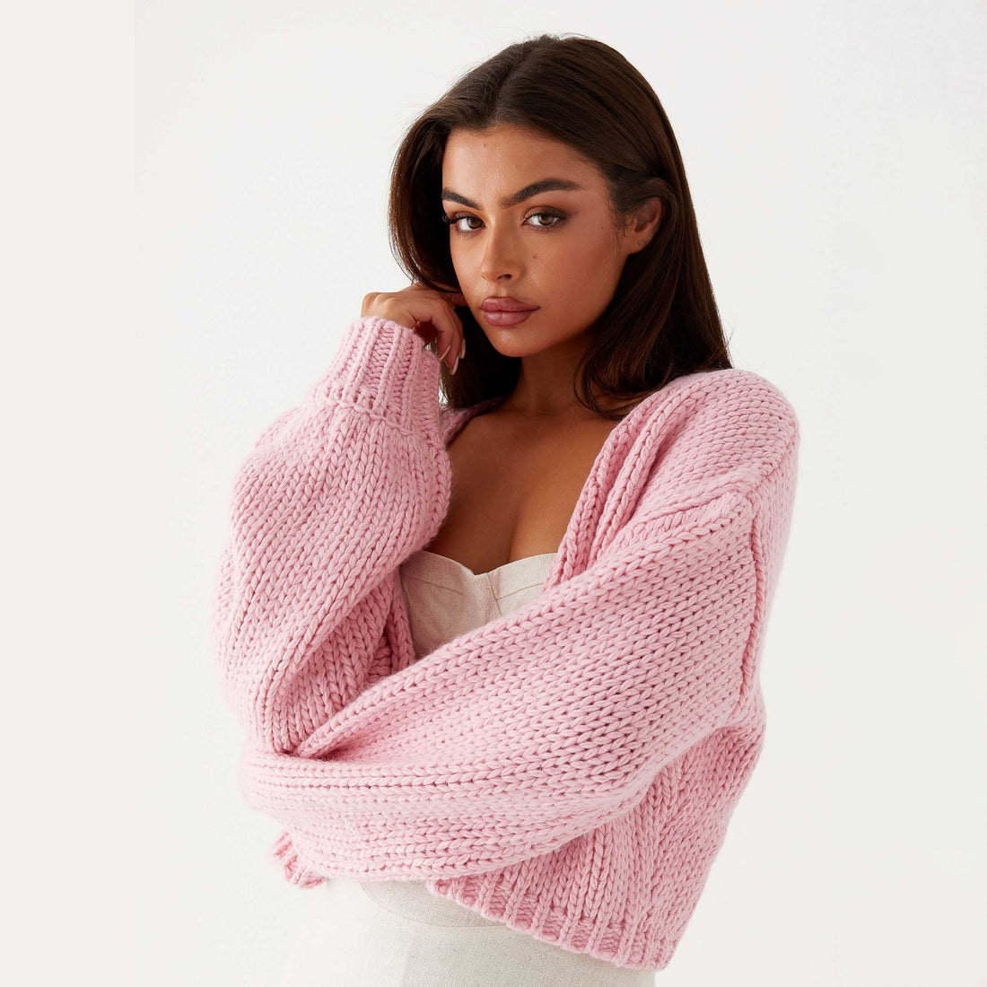 Damen Oversized Grobstrick-Cardigan mit Schalkragen und Rippbündchen – Veloura