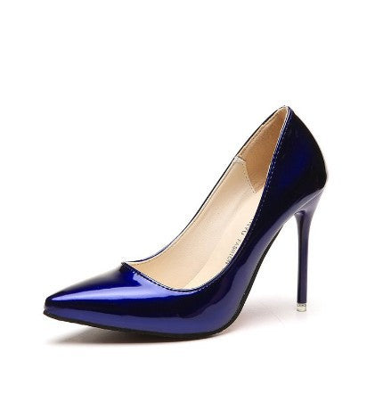 Damen Elegante Hochglanz-Pumps mit Schmaler Silhouette und Komfortablem Innenfutter Echoarchiv