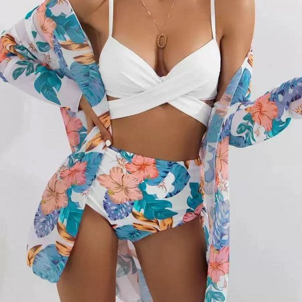 Damen Bikiniset mit floralem Kimono und hoch geschnittenem Oberteil Echo Archiv