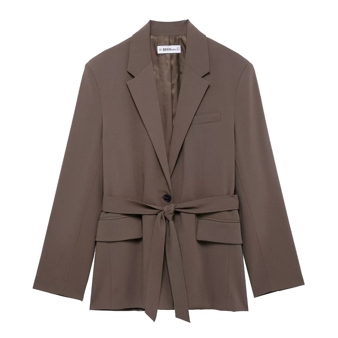 Damen taillierter Blazer mit Bindegürtel, Reverskragen, Pattentaschen und Ein-Knopf‑Verschluss – Valéne