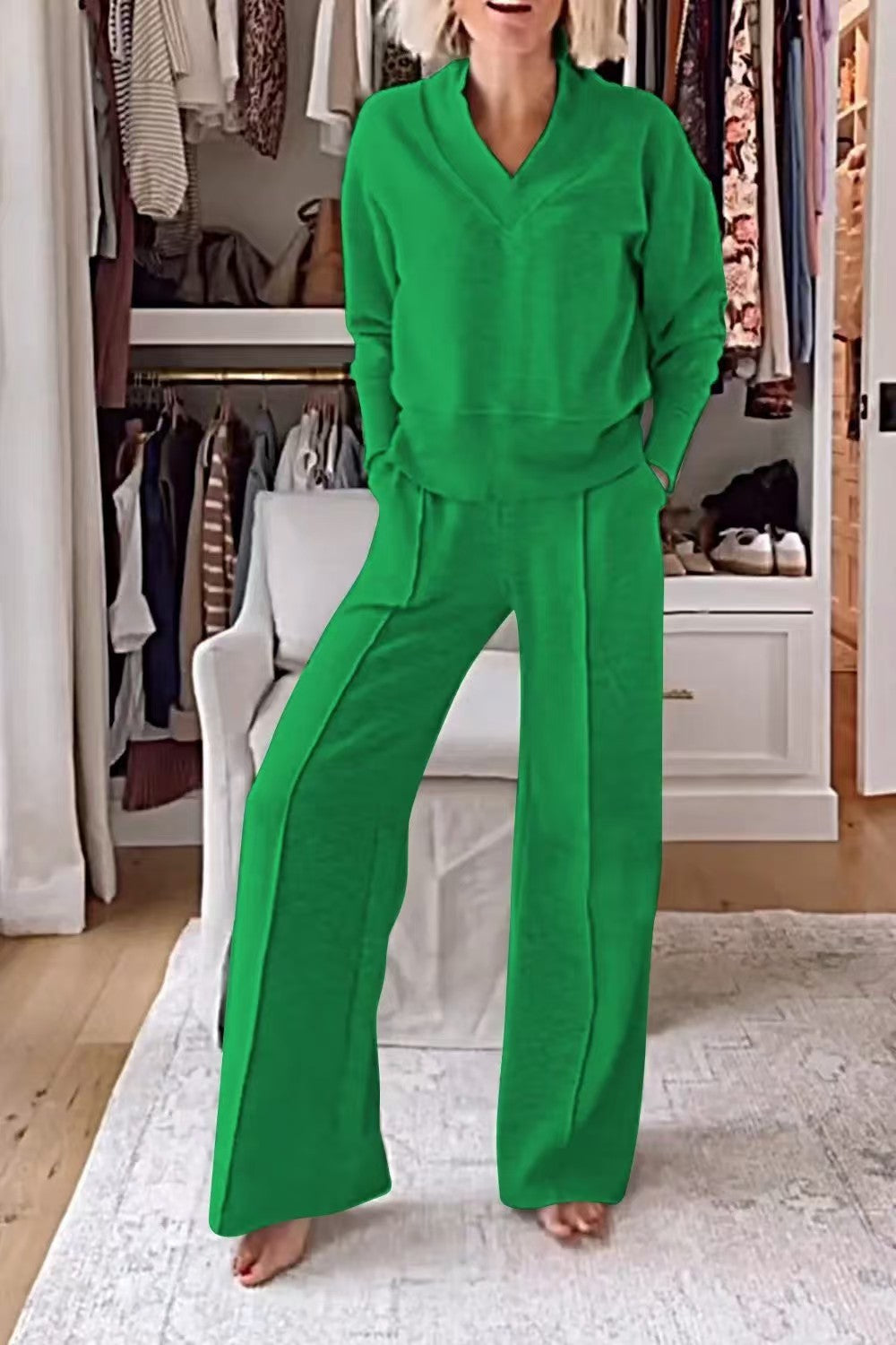 Damen Zweiteiliges Lounge-Set aus weichem Jersey mit V-Ausschnitt und weitem Palazzohosen-Schnitt Echo Archiv