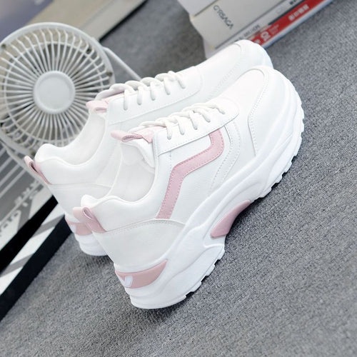 Damen Sportliche Sneakers mit dämpfendem Komfort und trendigen Details Echo Archiv